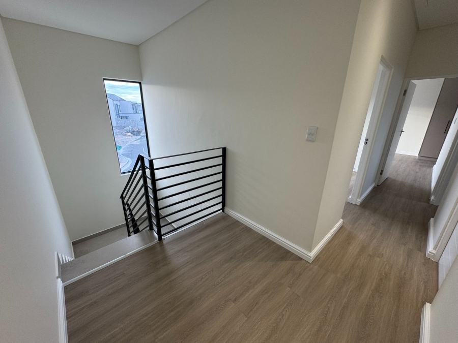 4 Bedroom Property for Sale in Sandown Western Cape